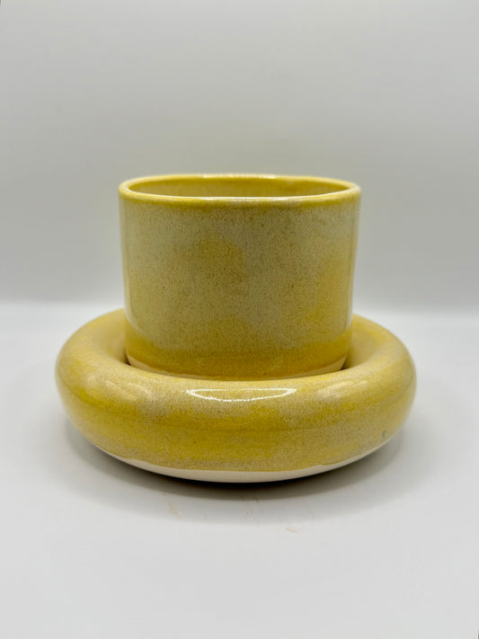 Bubble Cup and Saucer Set in Lemon