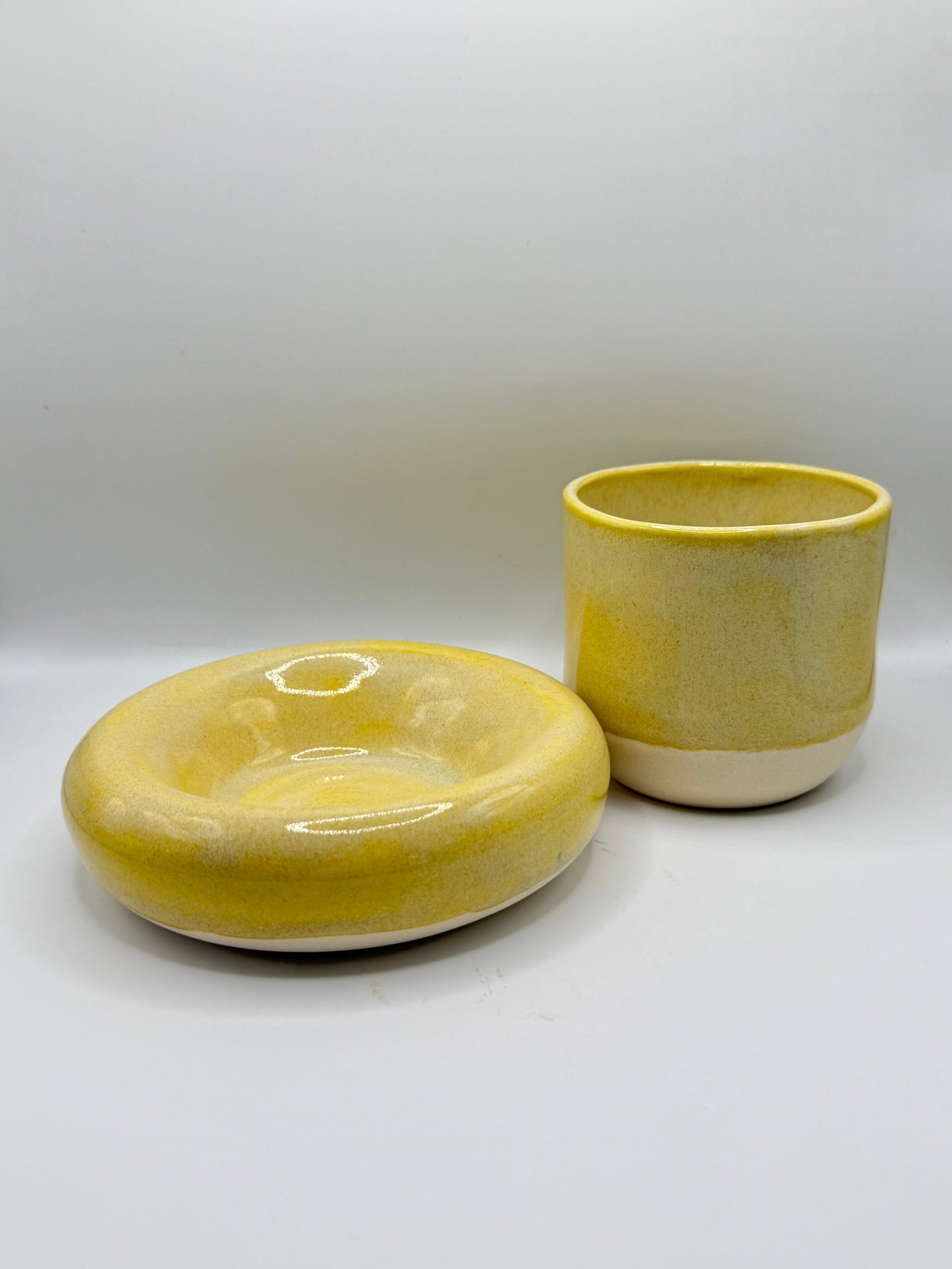 Bubble Cup and Saucer Set in Lemon